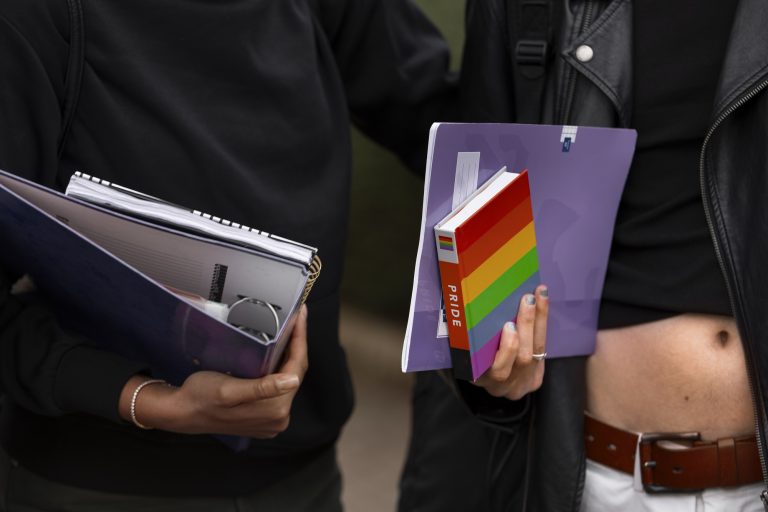 LGBTQIA+fobia no trabalho: como prevenir e quais são os direitos envolvidos