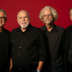Boca Livre apresenta show do álbum Rasgamundo nesta sexta no Teatro RioMar Recife